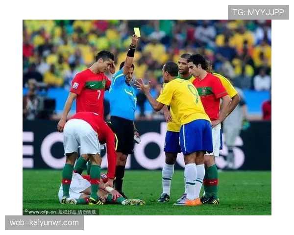 假摔判罚的关键判定标准及裁判执法原则解析