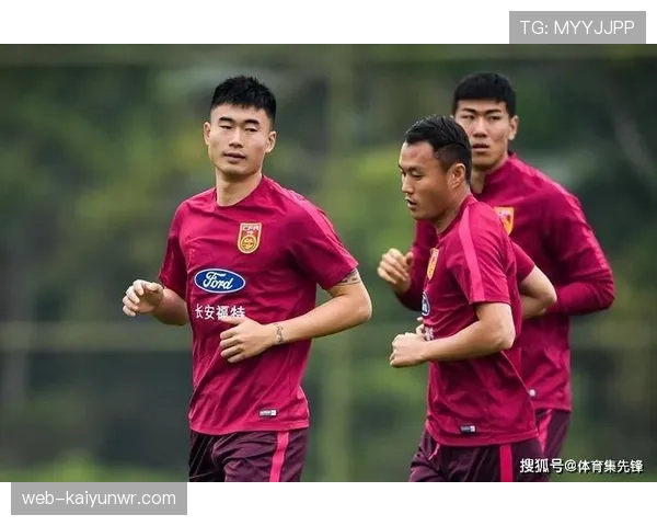 范志毅高位逼抢如何重塑国家队关键战中的后防角色